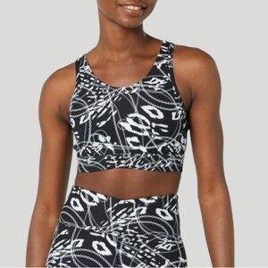 ELEVEN By Venus Williams Black and White Patterned Sports Bra